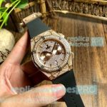 Copy Hublot Watches Classic Fusion Rose Gold Diamond With Rubber Strap